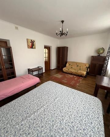 Будинок Вул Кульпарківська 130 Leópolis Exterior foto